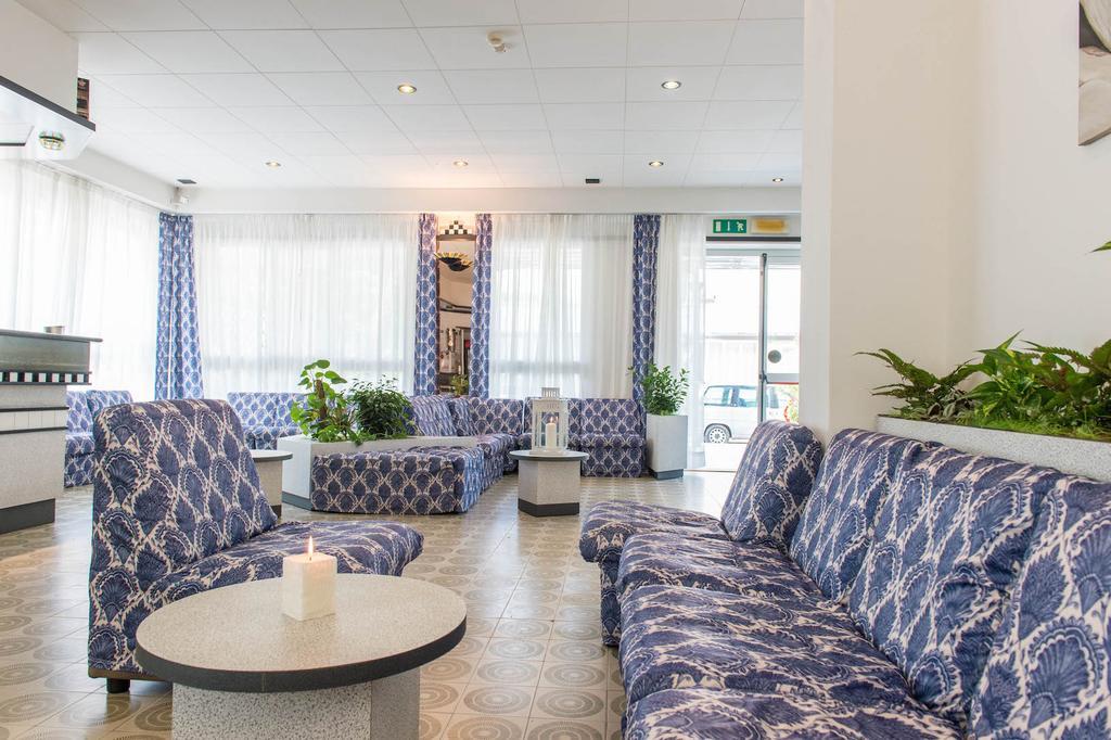 Hotel Levante Sul Mare Lido Di Savio Buitenkant foto