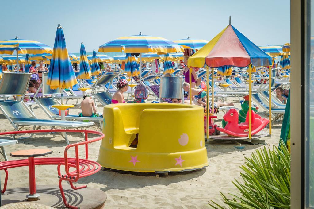 Hotel Levante Sul Mare Lido Di Savio Buitenkant foto