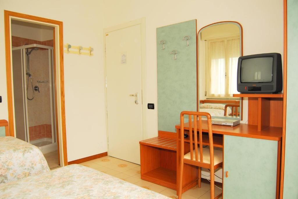 Hotel Levante Sul Mare Lido Di Savio Buitenkant foto